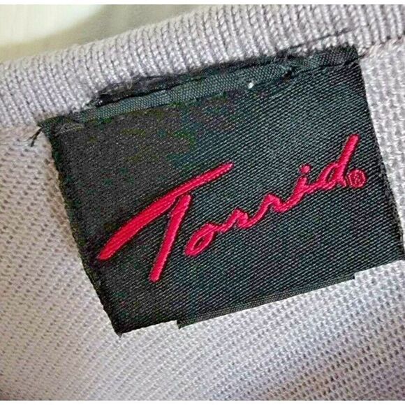 Torrid 3 Sweater‎ Top Gray Silver Short Ruffle Sleeve Cinch Waist Size 3X - Picture 4 of 5